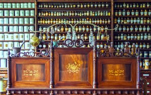 Apotheke alt